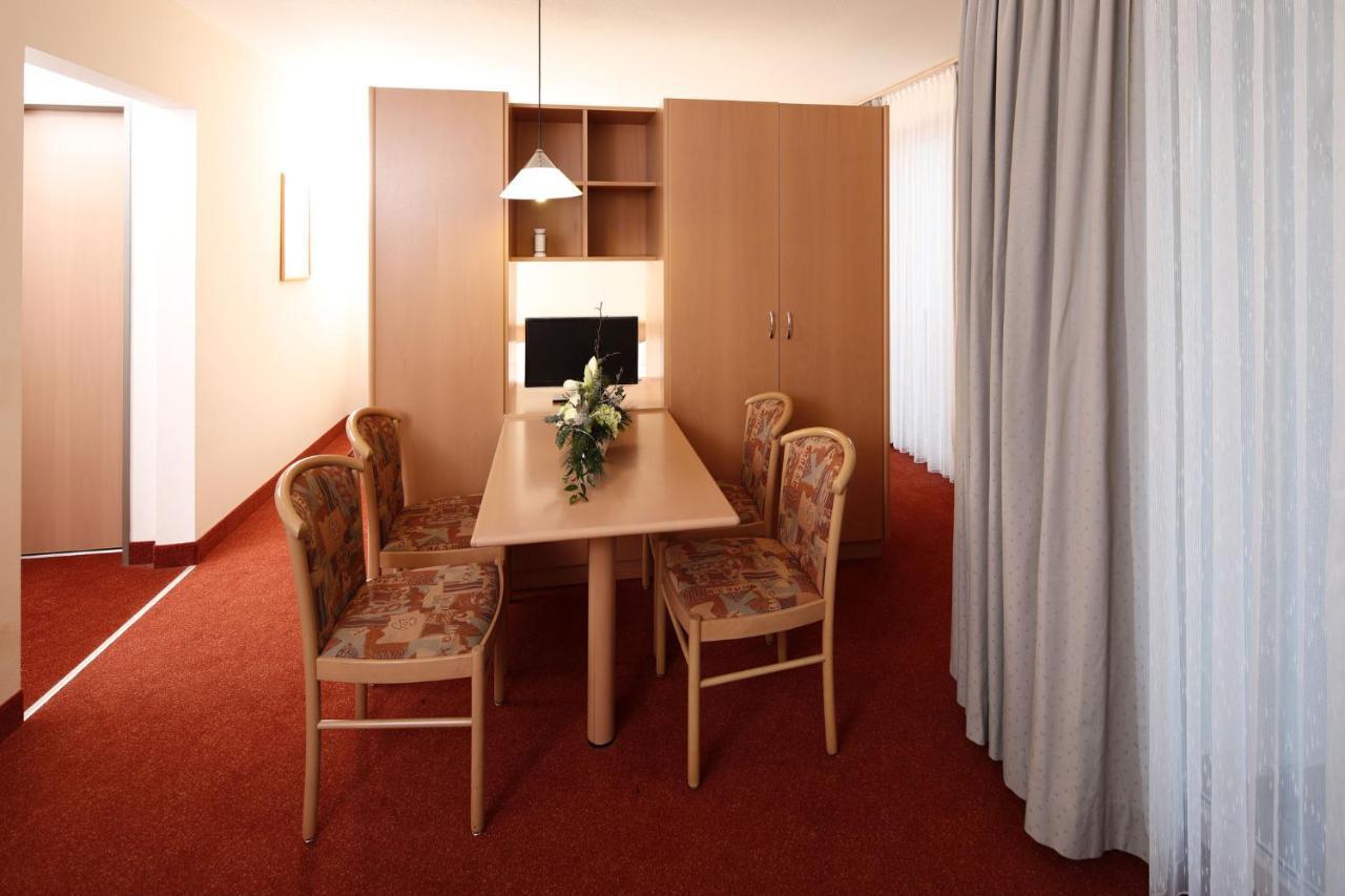 Appartement-Hotel Sibyllenbad Neualbenreuth Bagian luar foto